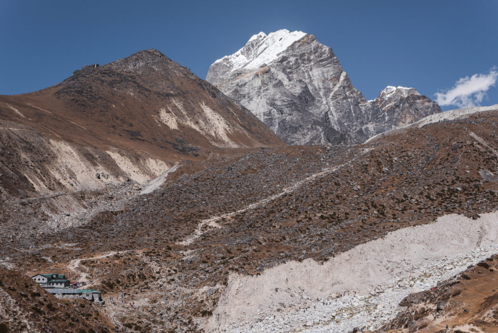 The-Himalayas-03-To-Laboche