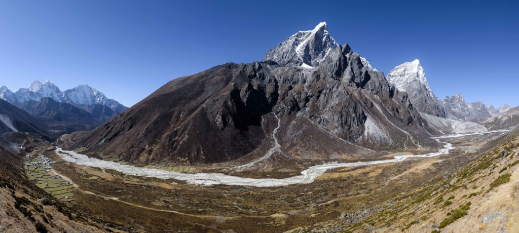 The-Himalayas-03-To-Labuche_Pano