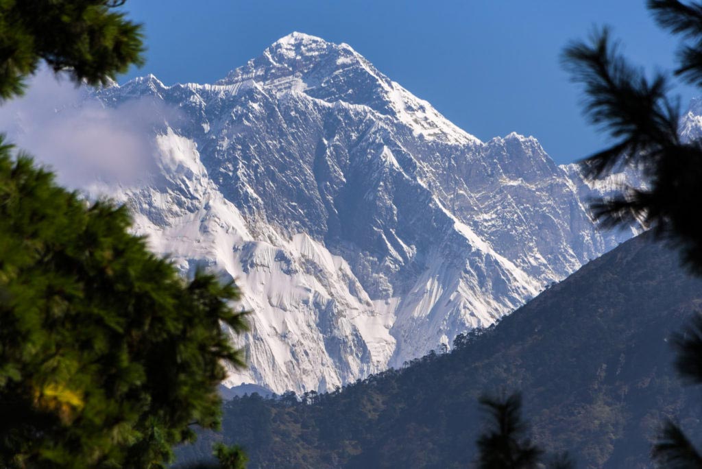 The-Himalayas-Getting-There-Everest