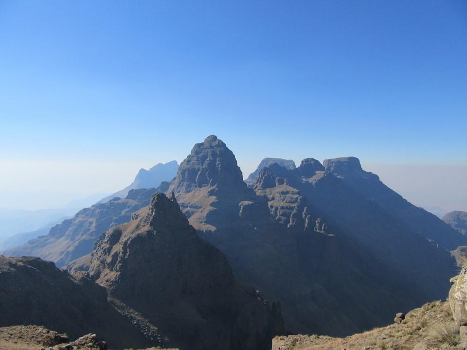 drakensberg-xeni-pass-bell-traverse