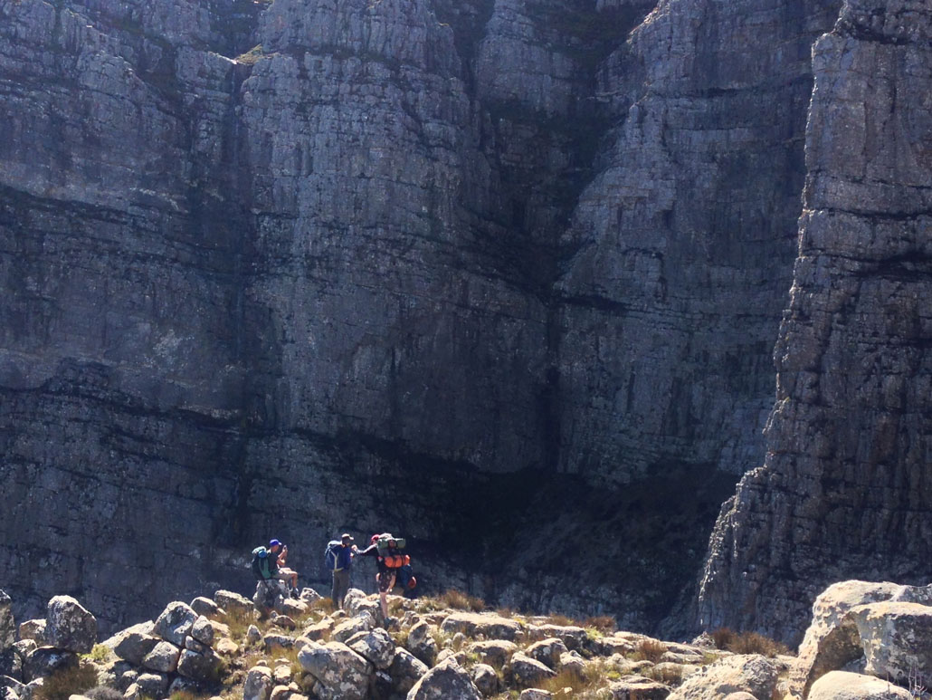 du-toits-peak-big-mountains-small-people