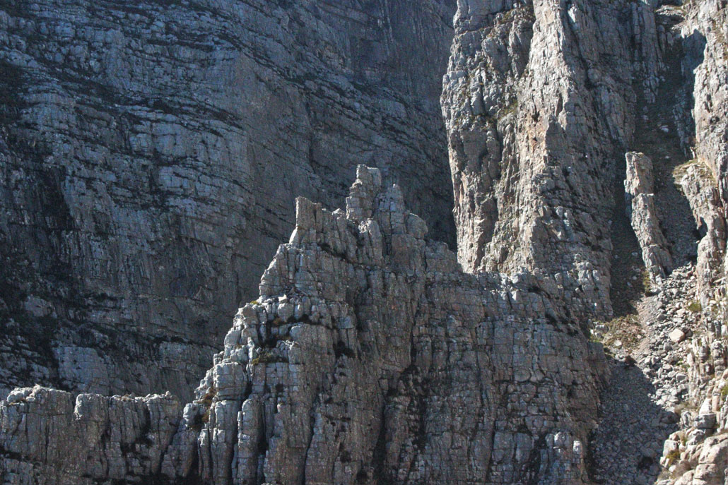 du-toits-peak-knifeedge-ridge