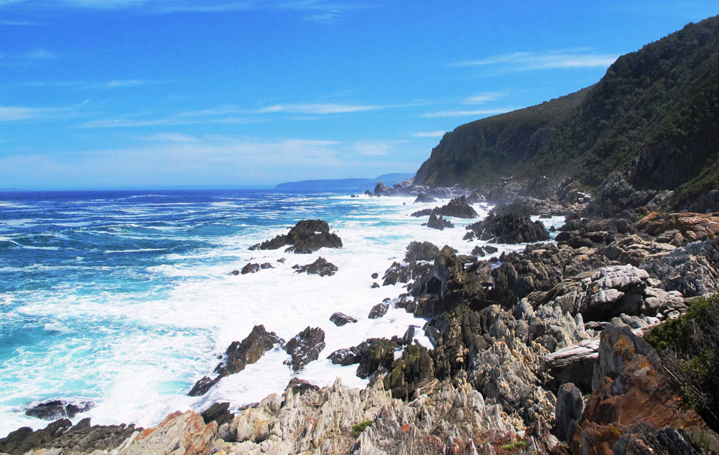 otter-trail-dramatic-coast