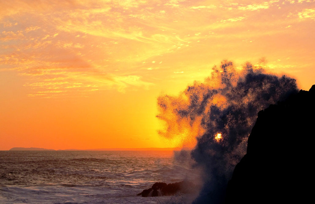 otter-trail-sunset-breakers