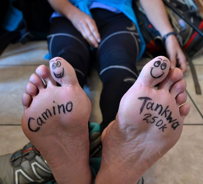 tankwa-camino-feet-writing