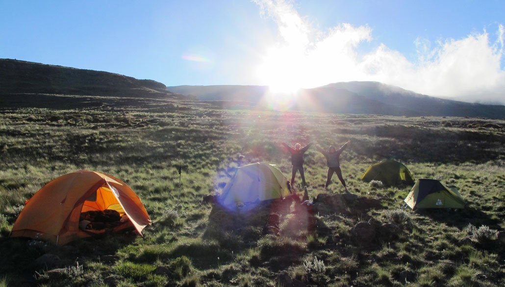 hiking-tents-sunrise-joy