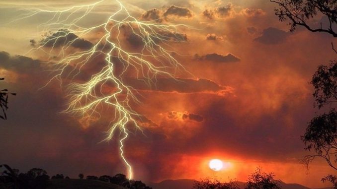 lightning-safety-afternoon-thunderstorm